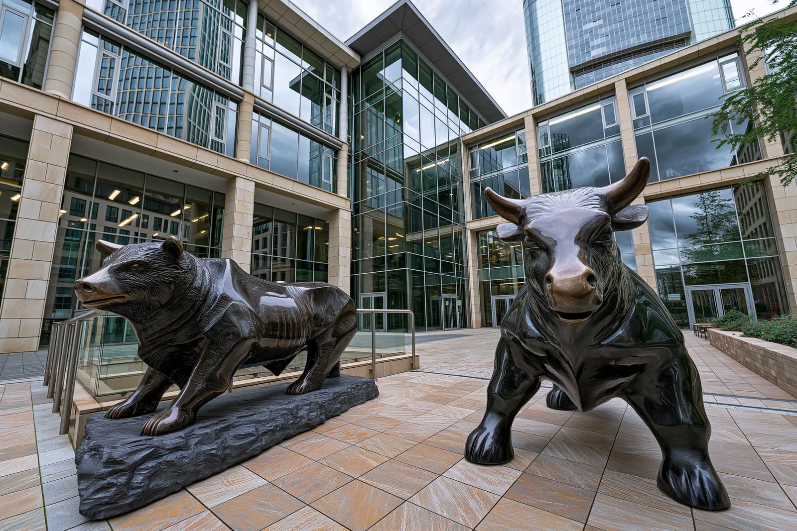 Кривата на индекса DAX на търговски екран на фондовата борса във Франкфурт, показваща индекса под границата от 25 000 пункта.